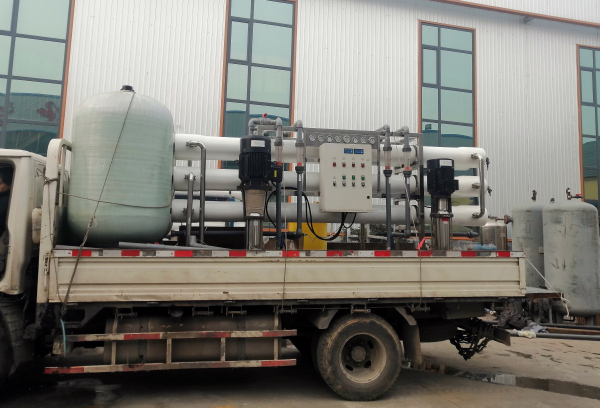 二手5噸單級反滲透設備裝車