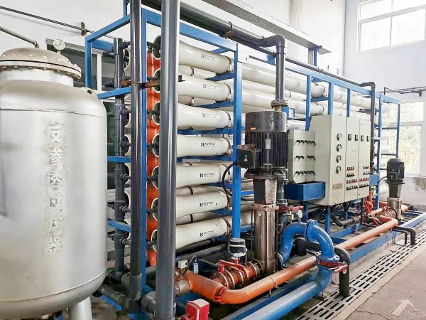 二手反滲透系統(tǒng)如何工作?