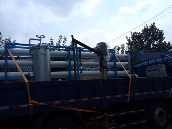 二手20噸單級反滲透設(shè)備裝車